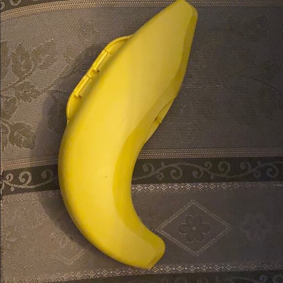 Tupperware for bananas - Picture 1 of 1